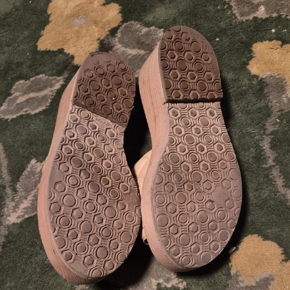 CHANEL Cream Quilted Mules - Picture 8 of 10